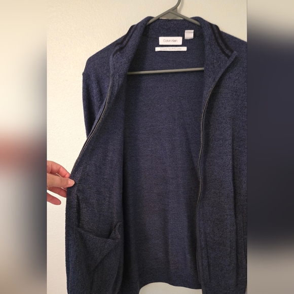 Calvin Klein Navy Zipper Merino Wool Sweater Size Medium - Picture 4 of 7
